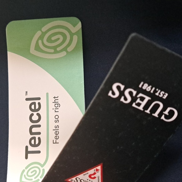 Guess Gemma Romper Tencel Small - Picture 9 of 12